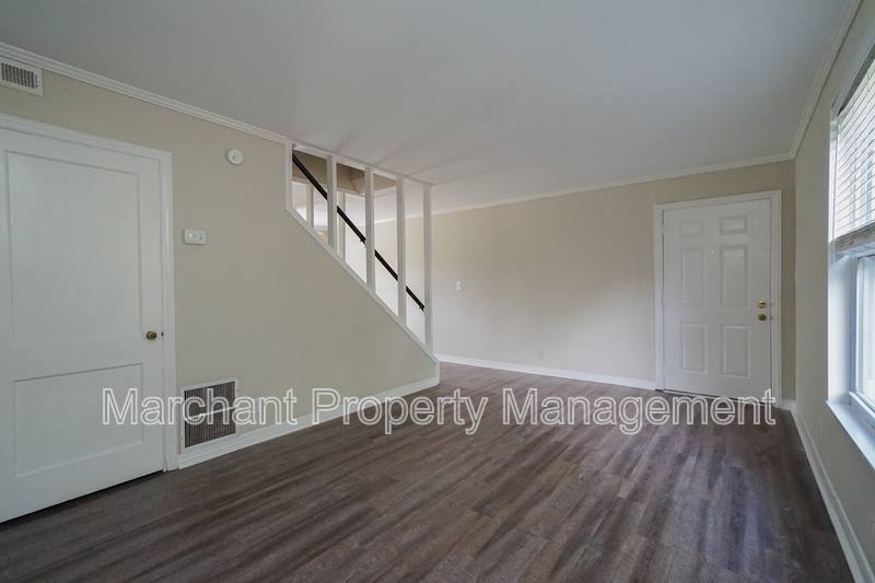 Townhouse for rent at 605 University Ridge #1E, Greenville, SC 29601