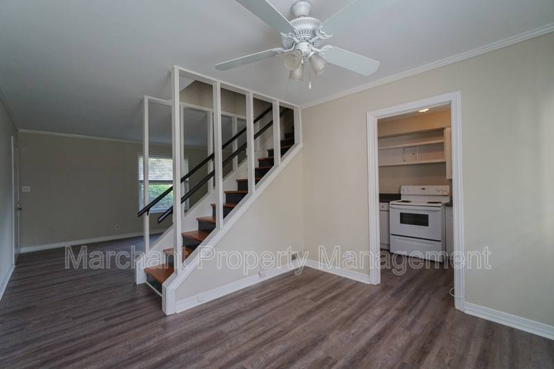 Townhouse for rent at 605 University Ridge #1E, Greenville, SC 29601