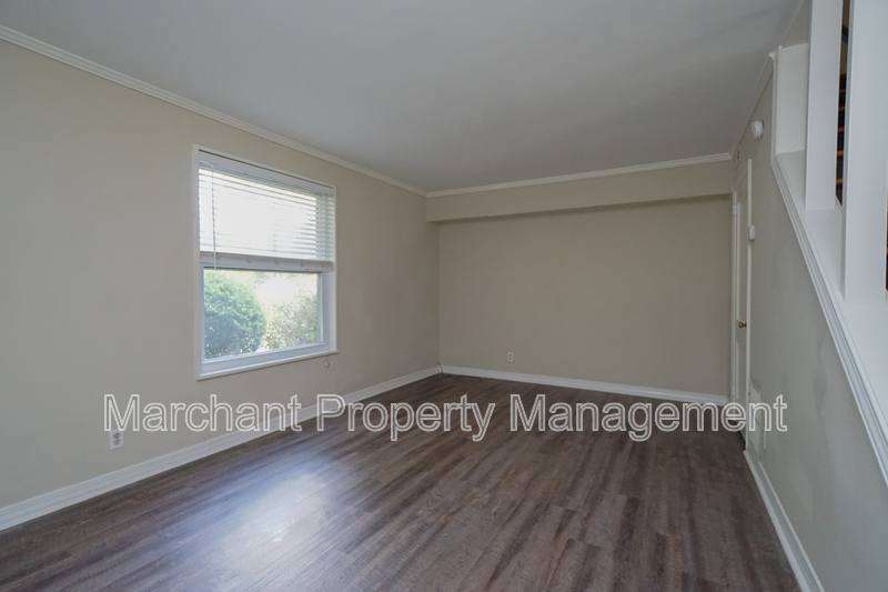 Townhouse for rent at 605 University Ridge #1E, Greenville, SC 29601