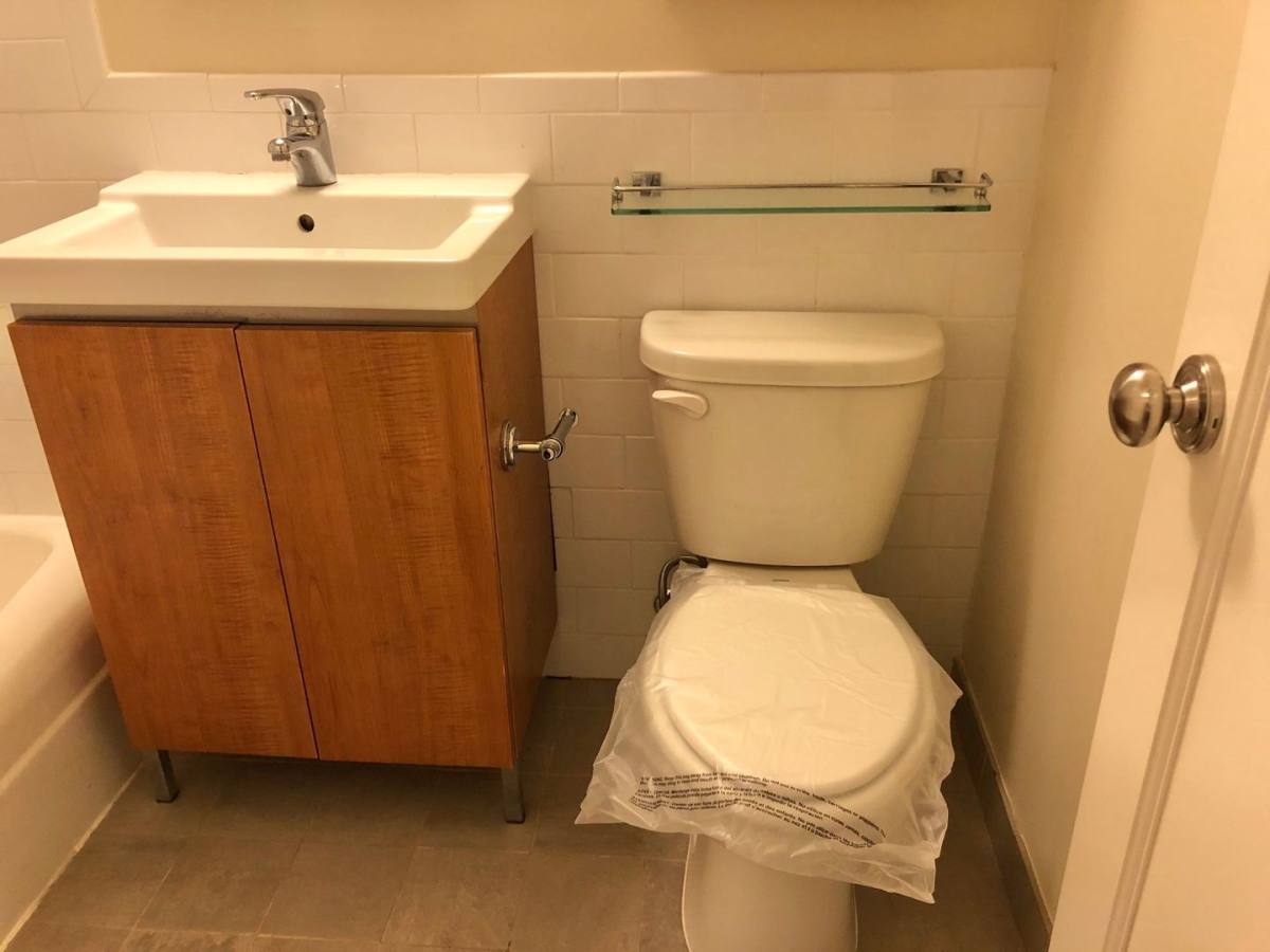 Apartment for rent at 1255 New Hampshire Ave, Washington, DC 20036