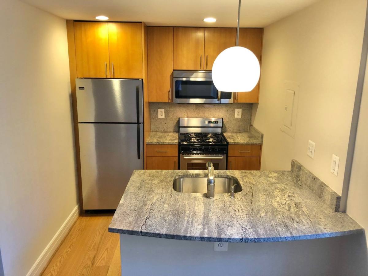 Apartment for rent at 1255 New Hampshire Ave, Washington, DC 20036