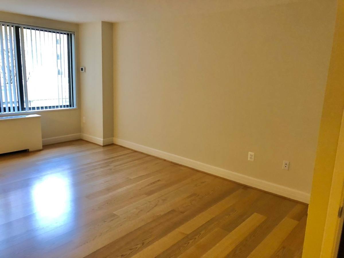 Apartment for rent at 1255 New Hampshire Ave, Washington, DC 20036