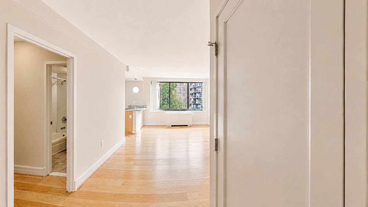 Hamilton House, 1255 New Hampshire Ave, Washington, DC 20036 - Apartment for Rent - Image 10
