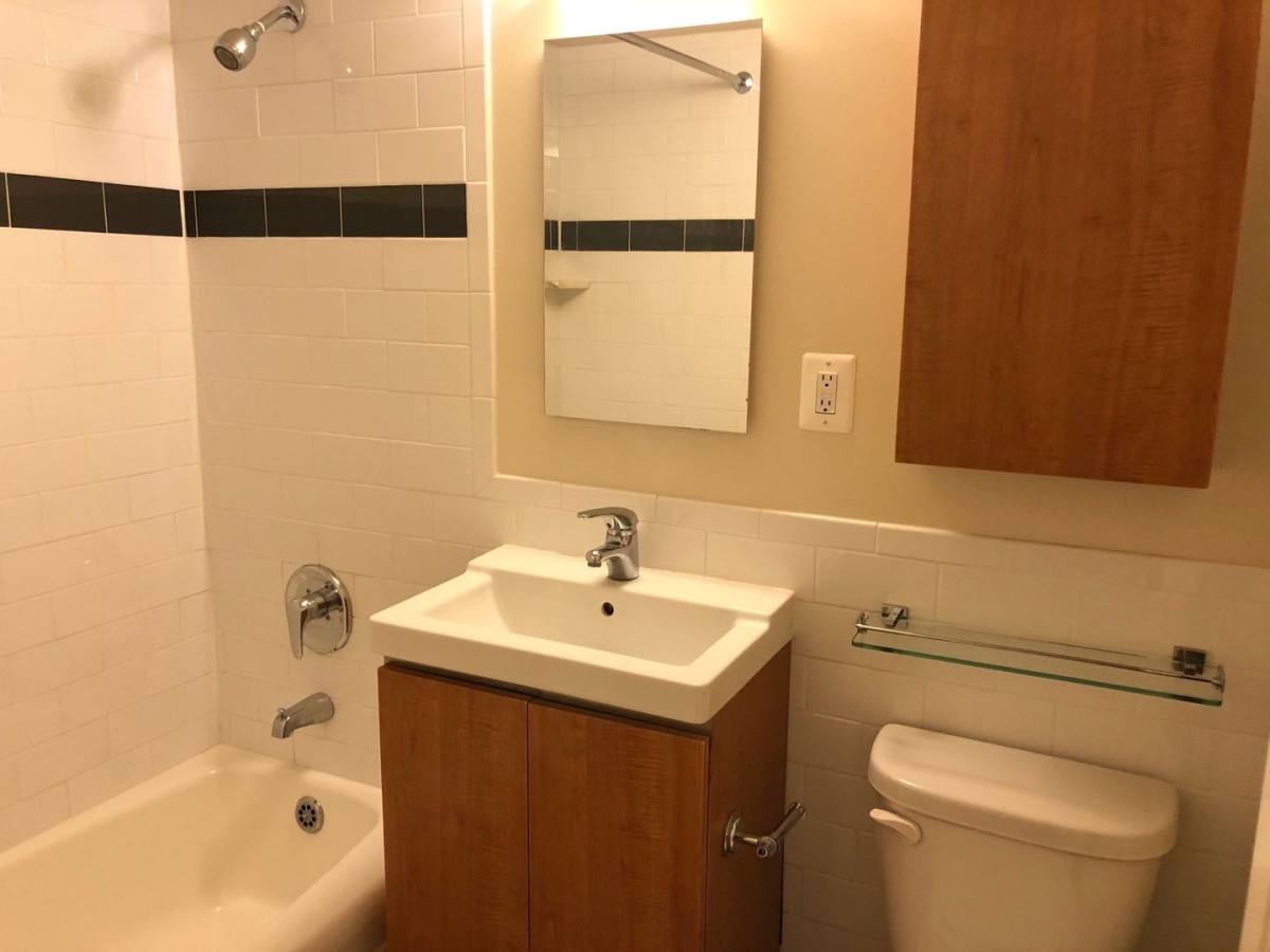 Apartment for rent at 1255 New Hampshire Ave, Washington, DC 20036