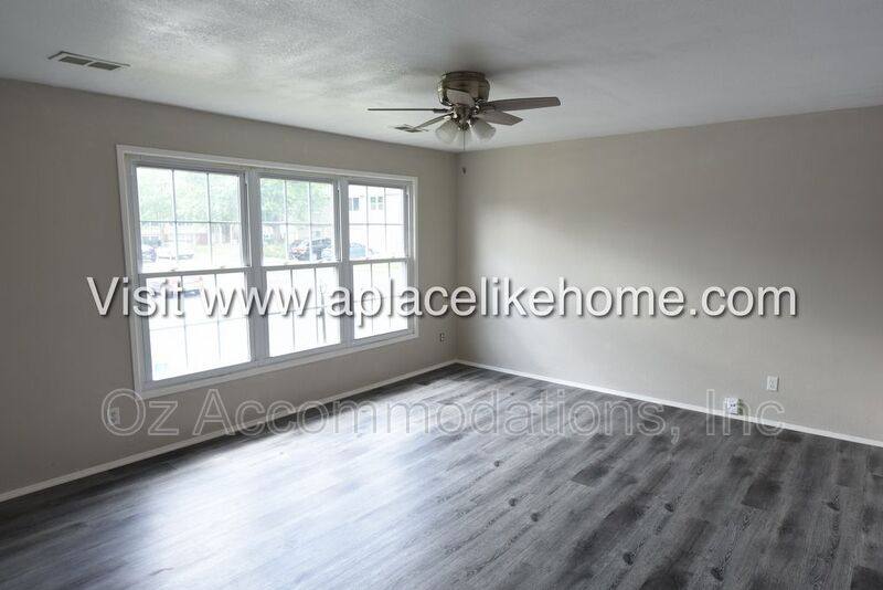 Condo for rent at 1428 NW 64th Terrace, Kansas City, MO 64118