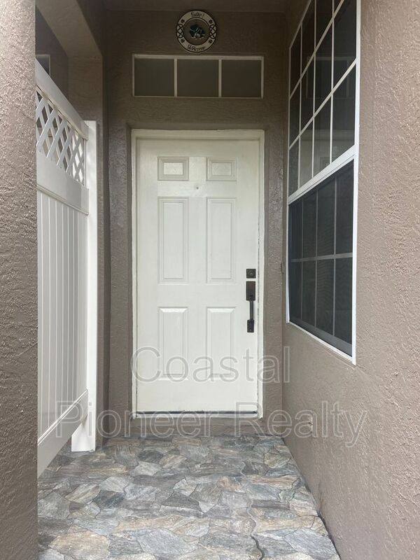 Townhouse for rent at 11221 Windsor Place Circle, Tampa, FL 33626