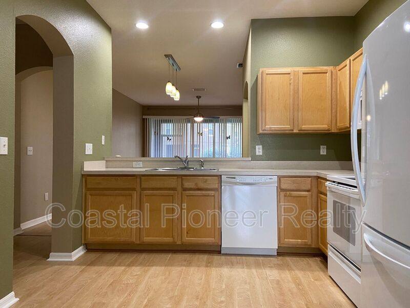 Townhouse for rent at 11221 Windsor Place Circle, Tampa, FL 33626