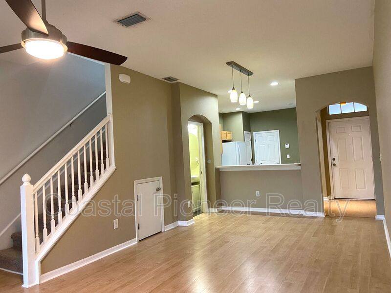 Townhouse for rent at 11221 Windsor Place Circle, Tampa, FL 33626