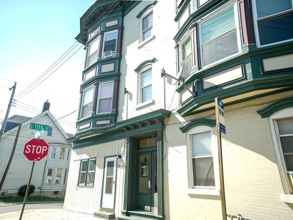 Apartment for rent at 1055 Washington St, Easton, PA 18042
