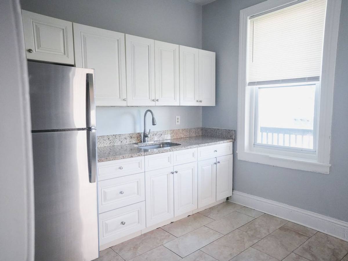 Apartment for rent at 1055 Washington St, Easton, PA 18042