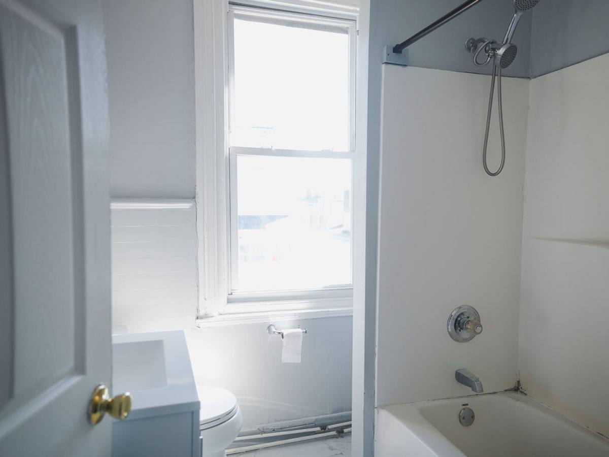 Apartment for rent at 1055 Washington St, Easton, PA 18042