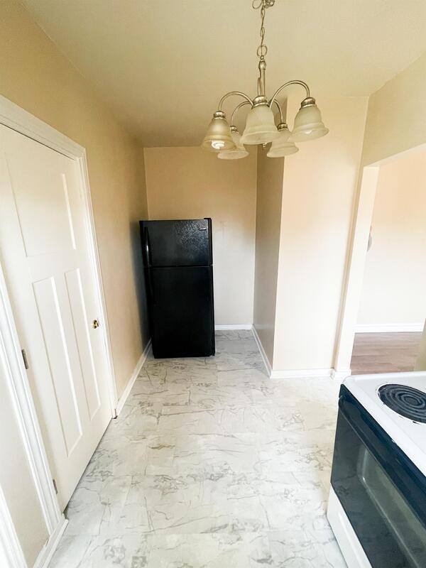 Apartment for rent at 3500 Elm St #6, Weirton, WV 26062