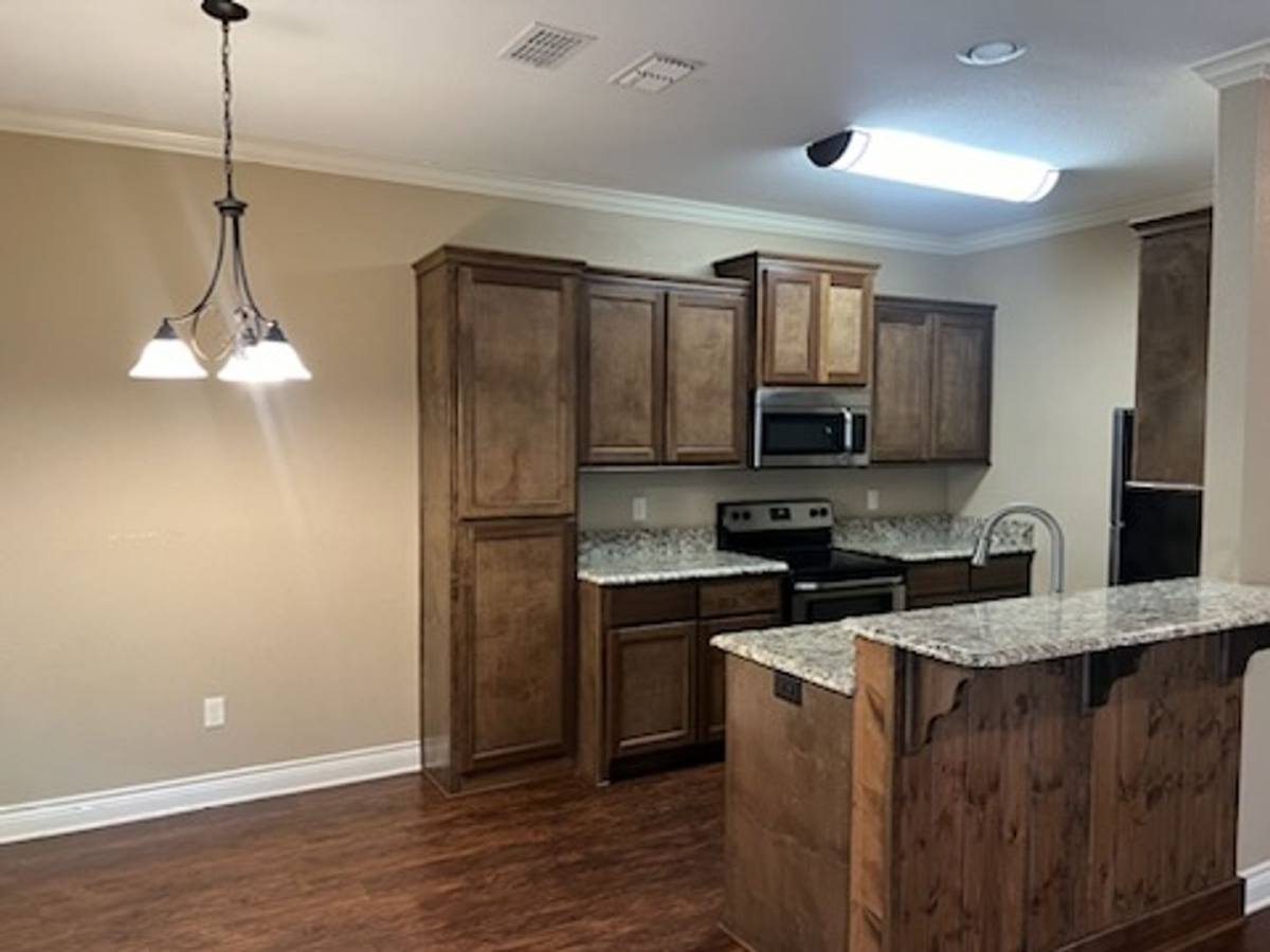 Townhouse for rent at 3920 Mobley Lane, Tyler, TX 75707