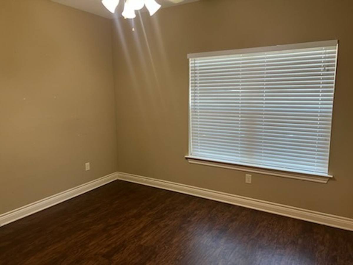 Townhouse for rent at 3920 Mobley Lane, Tyler, TX 75707