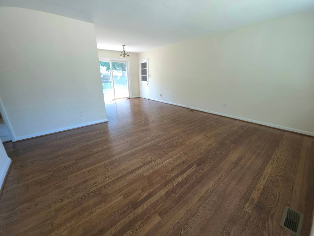 House for rent at 87 Kendall Dr, Newport News, VA 23601