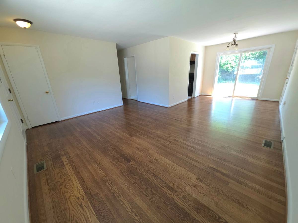 House for rent at 87 Kendall Dr, Newport News, VA 23601