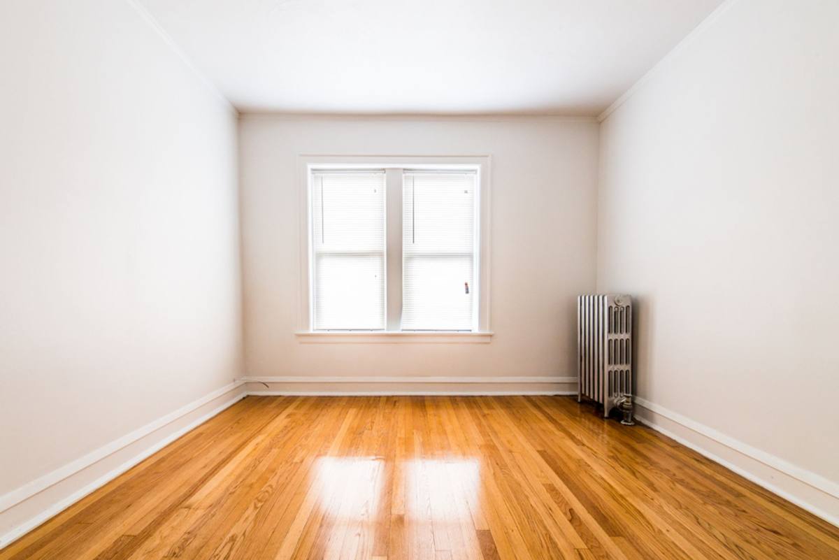 Apartment for rent at 7955 S Calumet Ave, Chicago, IL 60619