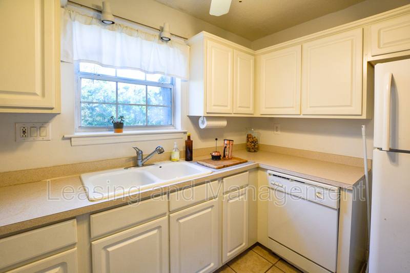 Apartment for rent at 516 Arlington Dr #A4, Charleston, SC 29414