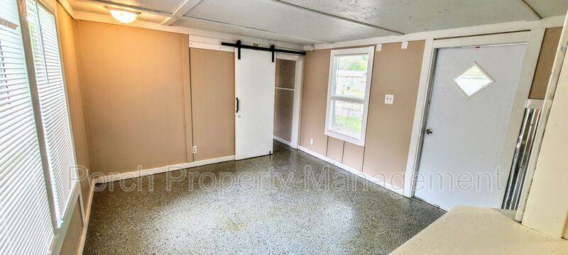Apartment for rent at 7318 Hayward Ave #3, Pensacola, FL 32526