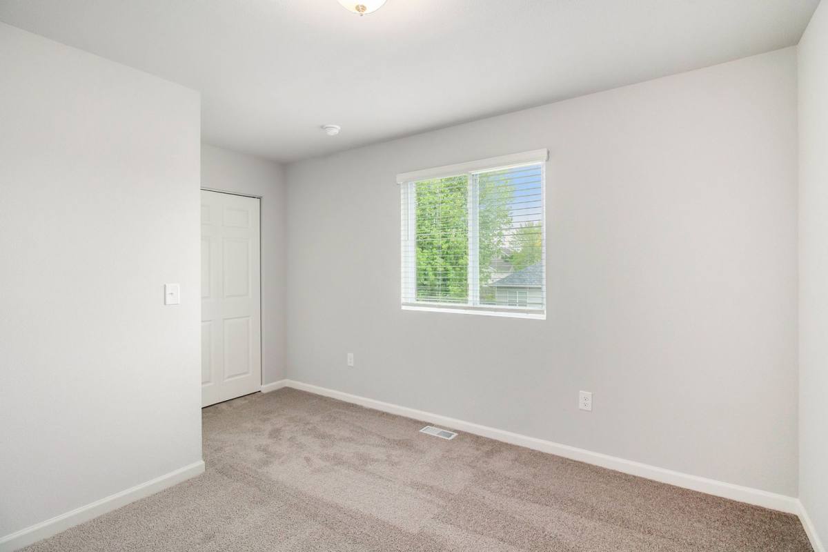 House for rent at 225 Wildflower Dr, Hillsdale, MI 49242