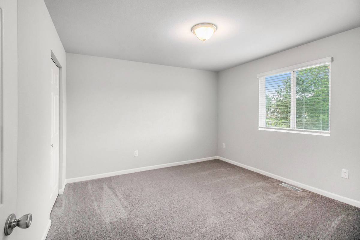House for rent at 225 Wildflower Dr, Hillsdale, MI 49242