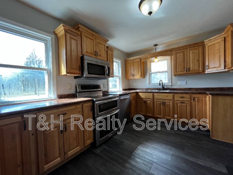 House for rent at 2920 E 5th St, Anderson, IN 46012