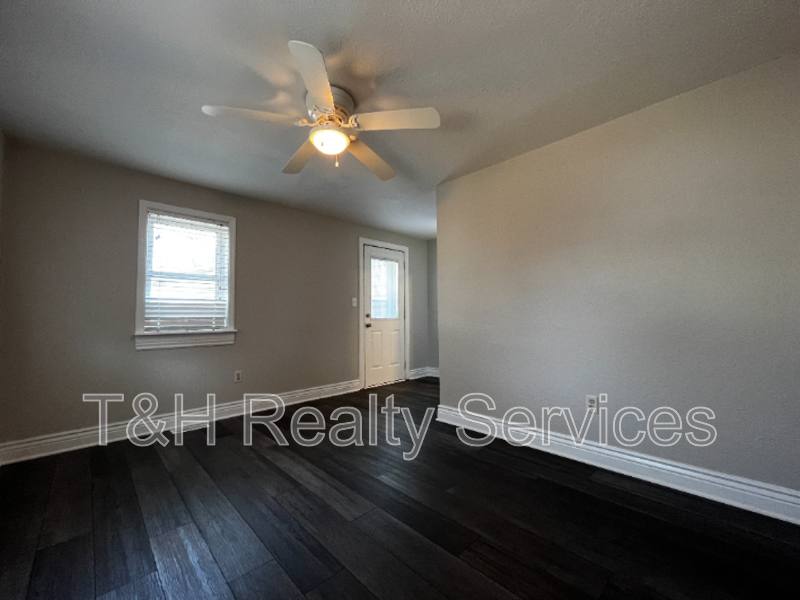 House for rent at 2920 E 5th St, Anderson, IN 46012