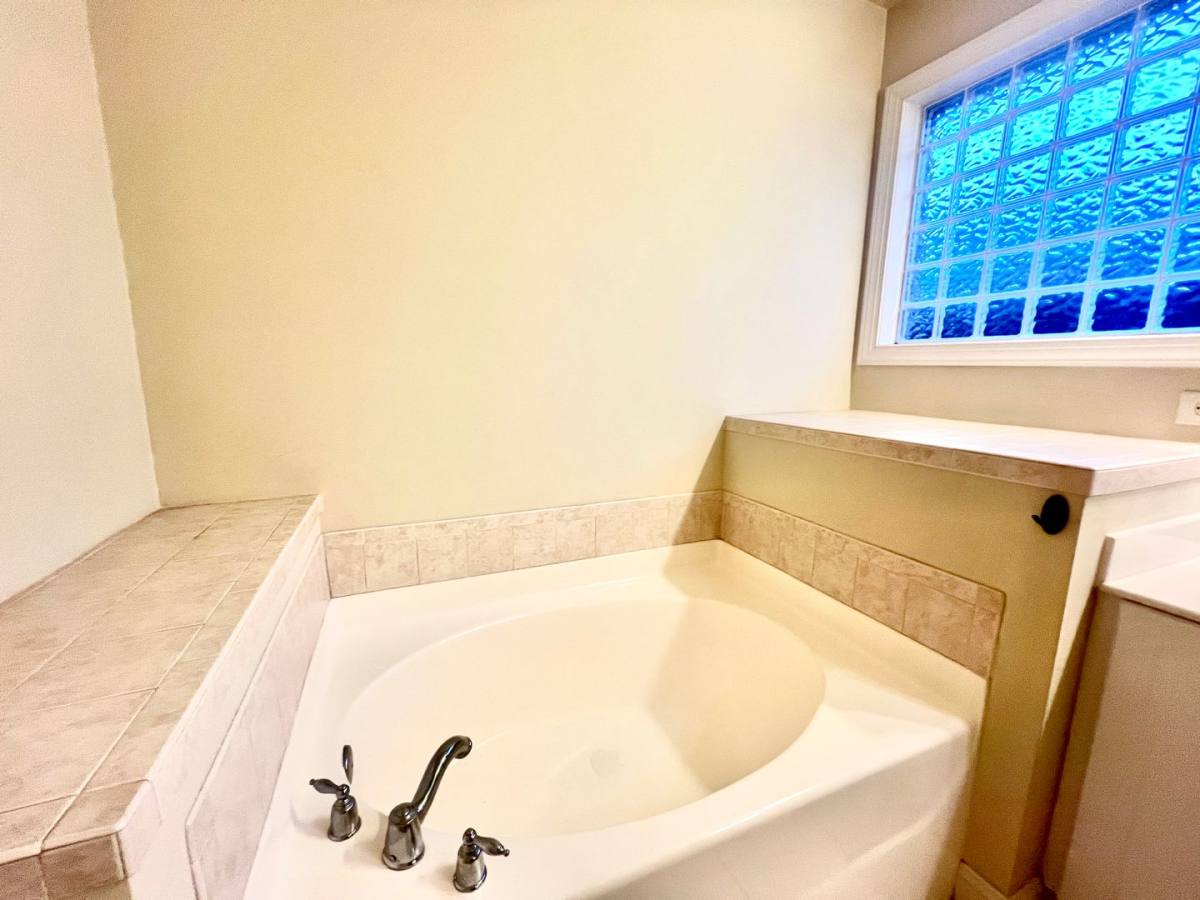 House for rent at 1016 Tidings Rd, Leland, NC 28451
