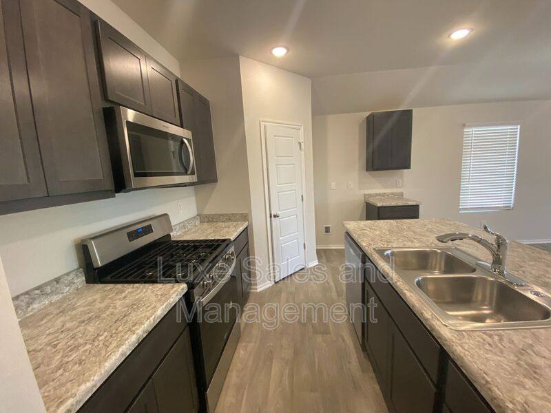 House for rent at 9512 Squire Lane, Binger, OK 73009