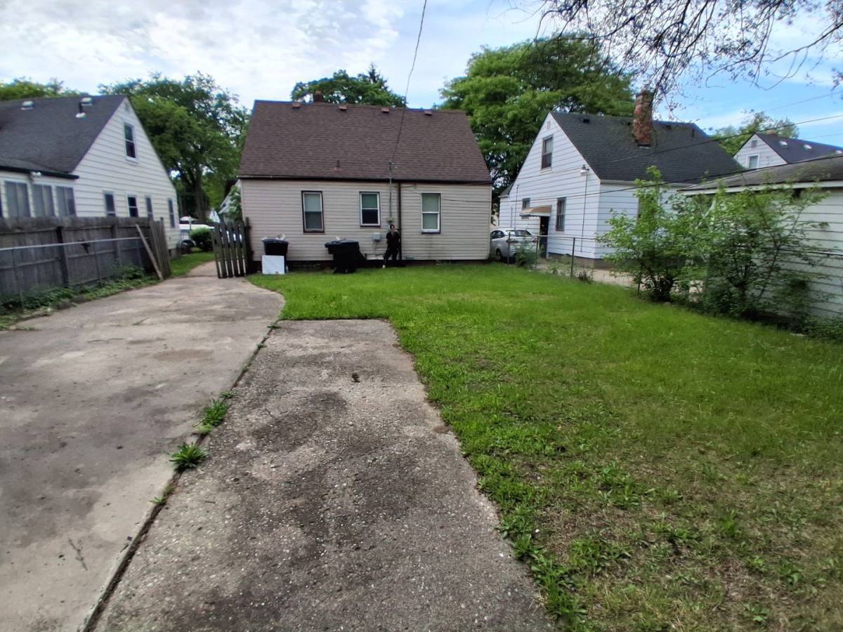 House for rent at 19176 Grandville Ave, Detroit, MI 48219