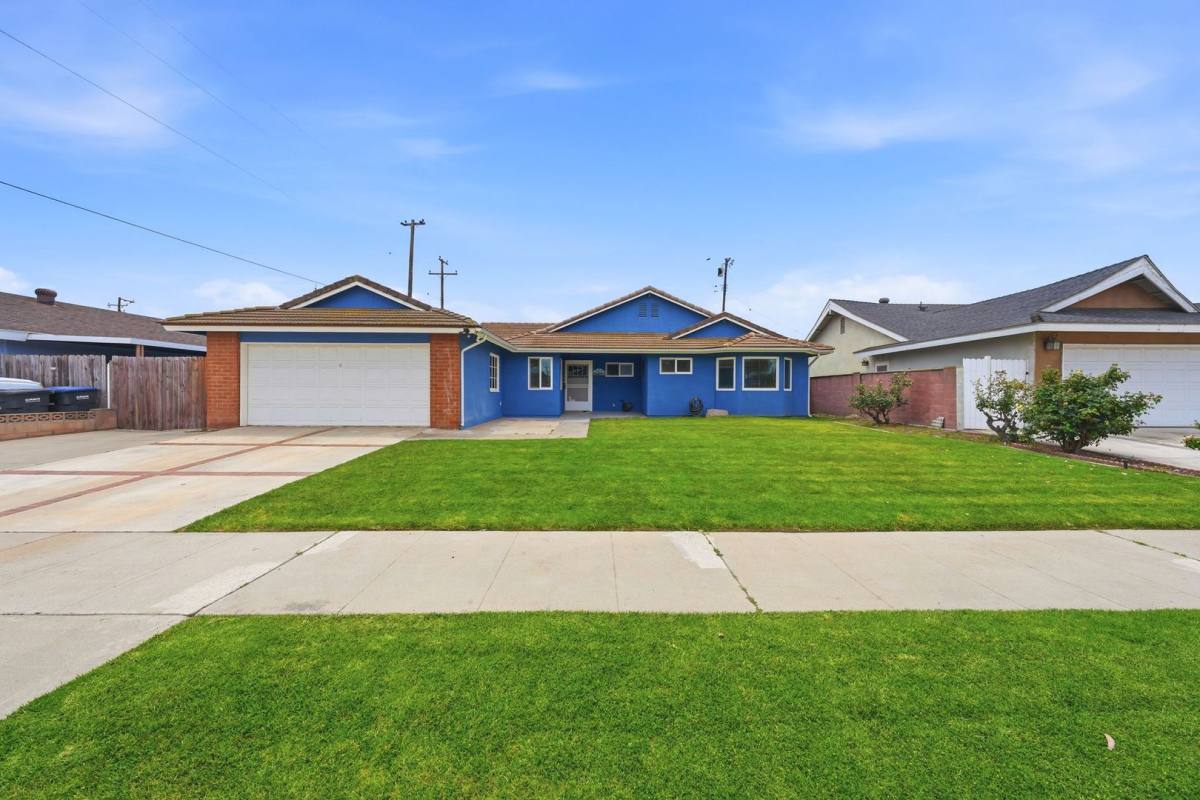 House for rent at 324 E Crystal Ave, Orange, CA 92865