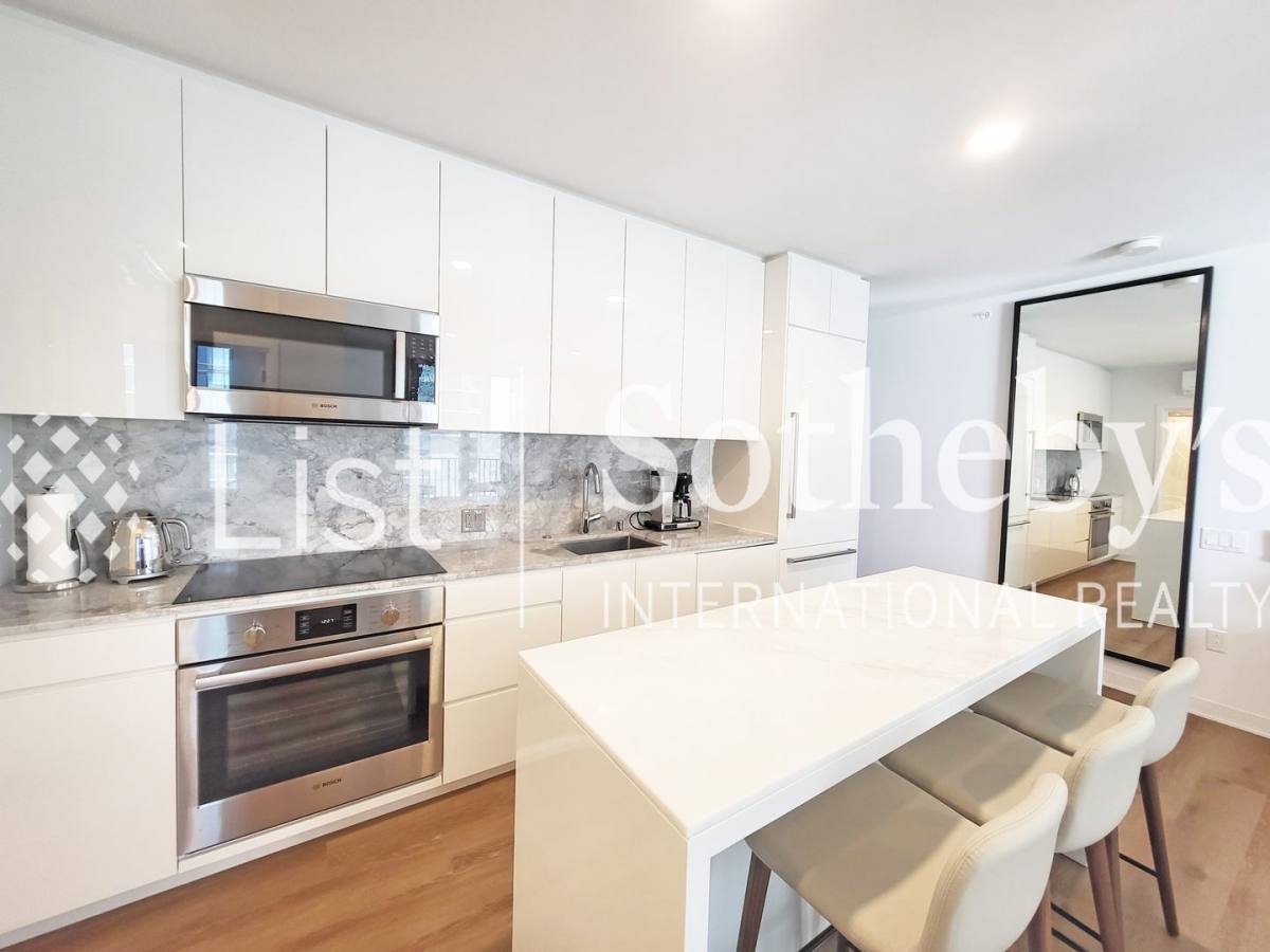 Condo for rent at 987 Queen St, Honolulu, HI 96814
