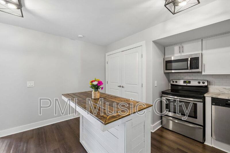 House for rent at 2126B Burns St, Nashville, TN 37216