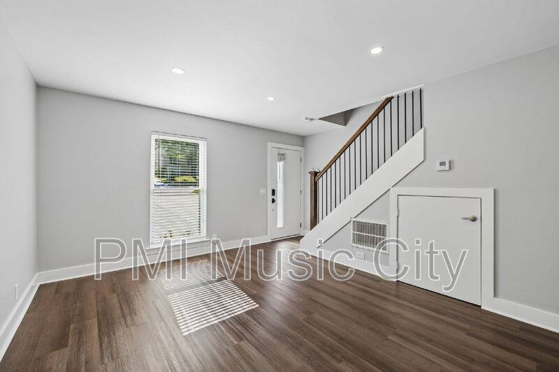 House for rent at 2126B Burns St, Nashville, TN 37216