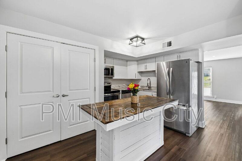House for rent at 2126B Burns St, Nashville, TN 37216