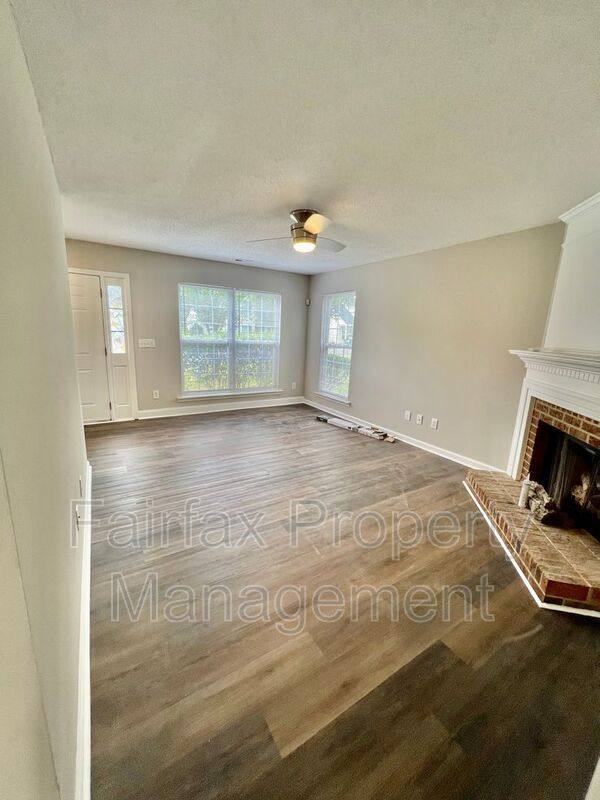 House for rent at 201 Ridge Lake Dr, Apex, NC 27539