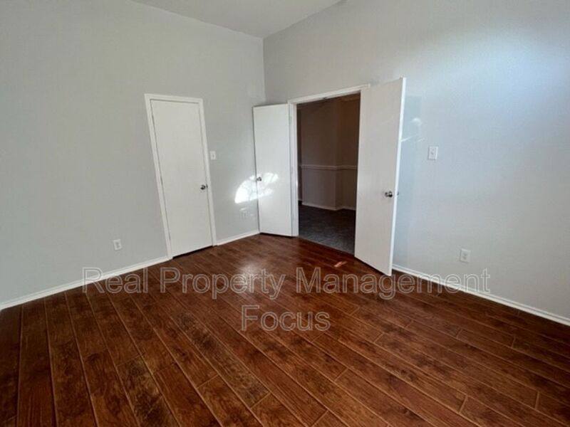 House for rent at 1004 Trickham Dr, Forney, TX 75126