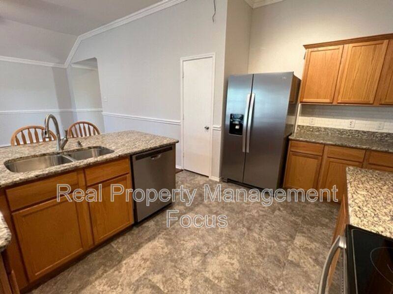 House for rent at 1004 Trickham Dr, Forney, TX 75126