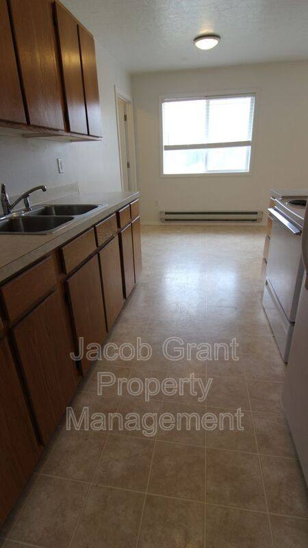 Apartment for rent at 385 Golden St #4, Blackfoot, ID 83221