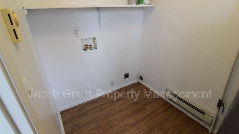Apartment for rent at 385 Golden St #4, Blackfoot, ID 83221