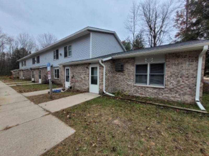 Apartment for rent at 406 N Barkman St #2, Suring, WI 54174