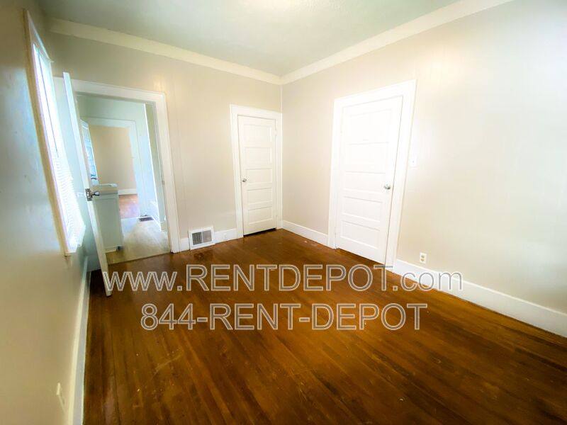 House for rent at 1415 E Indiana St, Evansville, IN 47711