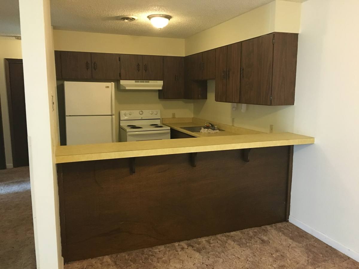 Apartment for rent at 731 & 735 E Stadium Dr, Augusta, KS 67010