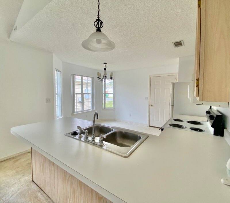 House for rent at 1914 Summer Hills Lane, Fort Walton Beach, FL 32547