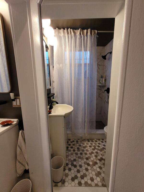 Apartment for rent at 1318 Moore St #1, Philadelphia, PA 19148