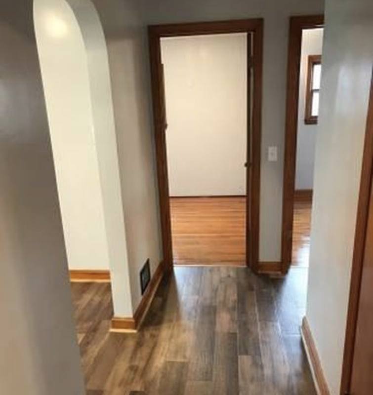 House for rent at 702 S 4th St, Knoxville, IA 50138