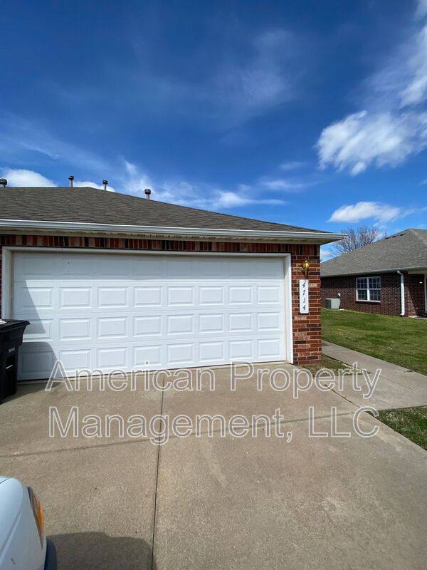 House for rent at 4714 NE Wisconsin St, Bartlesville, OK 74006