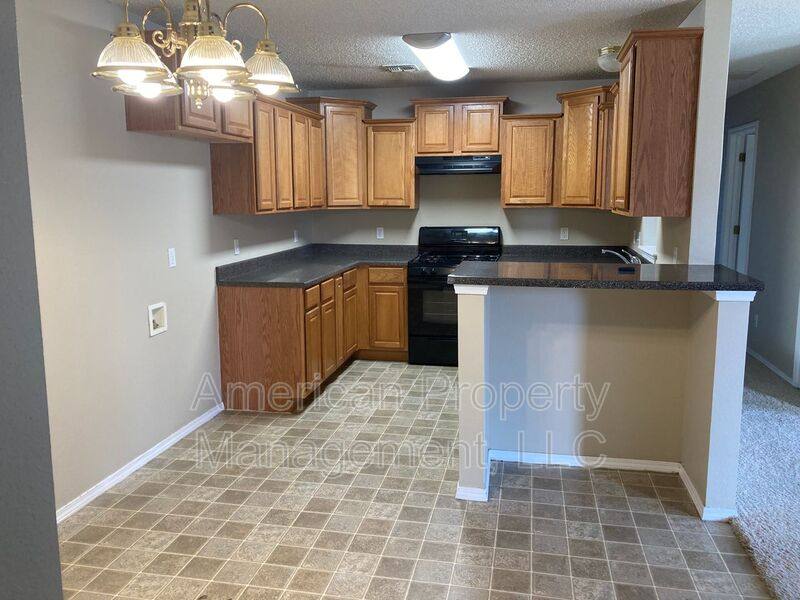 House for rent at 4714 NE Wisconsin St, Bartlesville, OK 74006