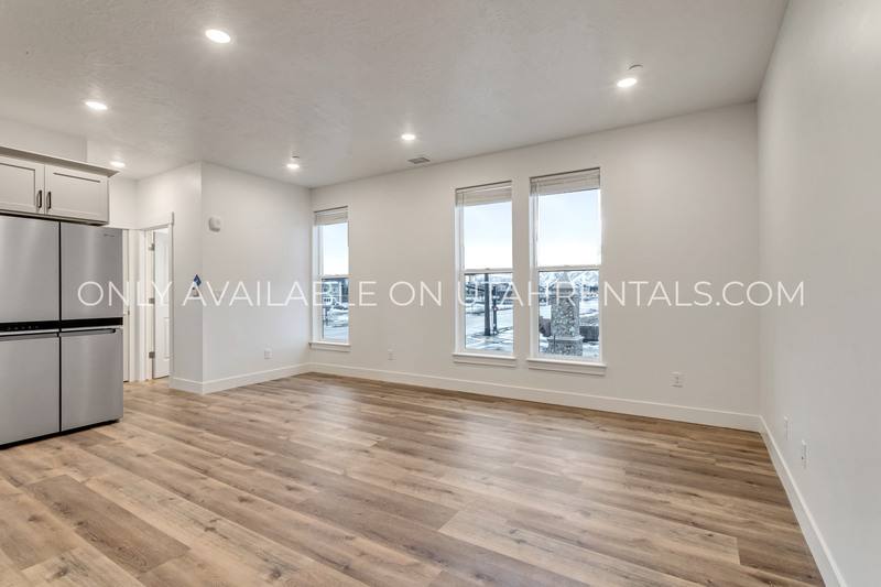 Townhouse for rent at 768 S 1600 W, Mapleton, UT 84664