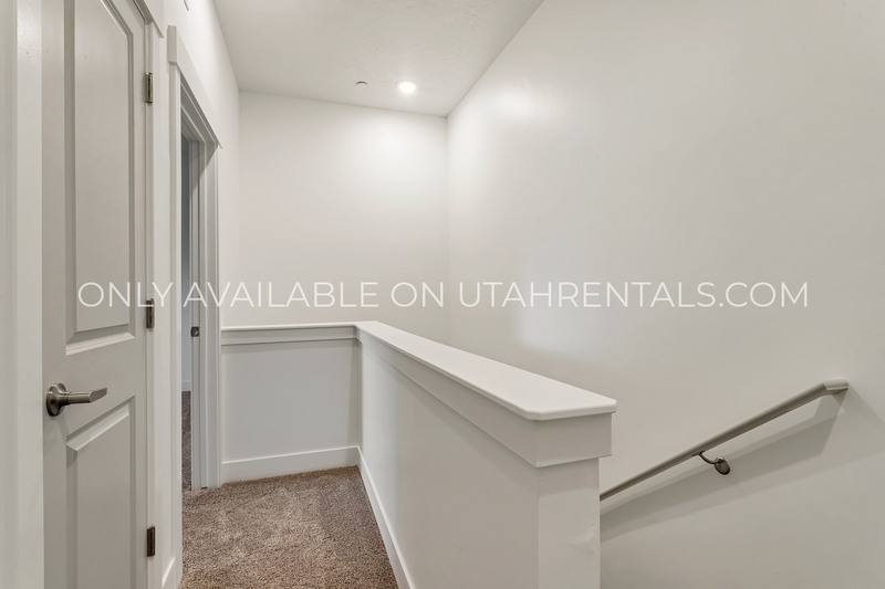 Townhouse for rent at 768 S 1600 W, Mapleton, UT 84664